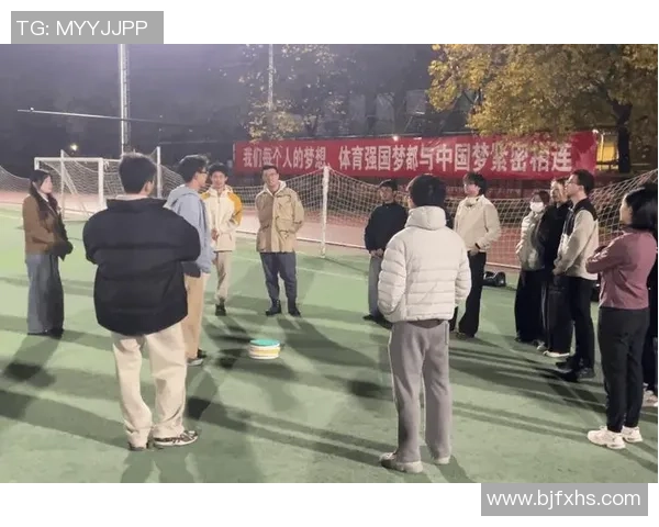 杭州飞盘队在比赛中的快速转换与战术得失分析