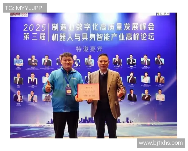 武汉羽毛球队团队协作的成功秘诀与发展策略分析 武汉羽毛球队团队协作的成功秘诀与发展策略分析